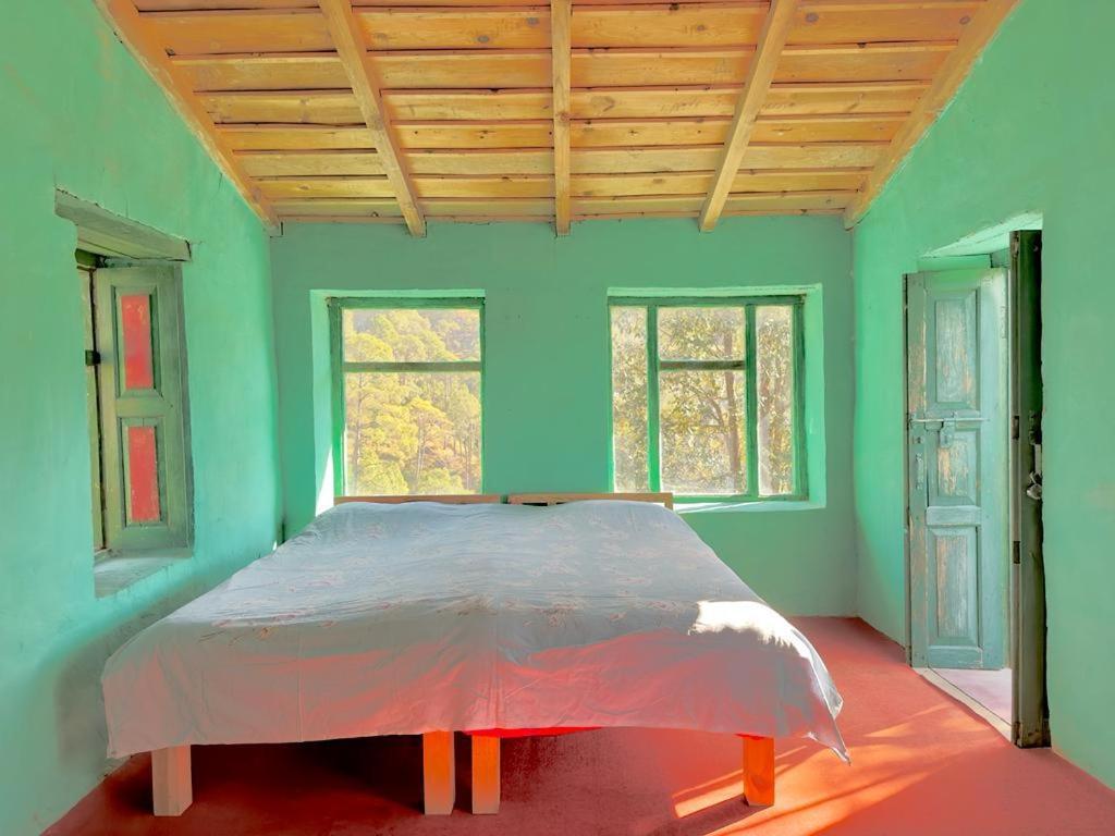 Joshi Cottage Бинсар Екстериор снимка
